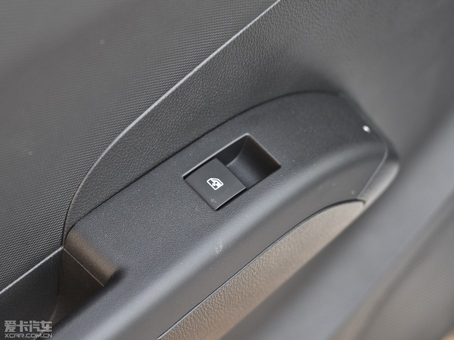 2013ΨW 1.6L SX ԄLӰ