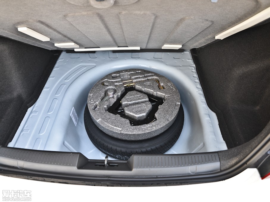 2013ΨW 1.6L SX ԄLӰ