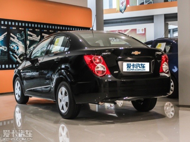 上海通用雪佛蘭2013款愛(ài)唯歐三廂