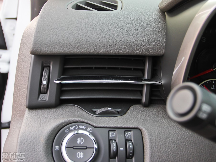 2013���~�J�� 2.0L �Ԅ����m��