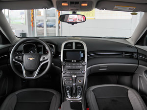 2013款2.0L 自动豪华版 内饰全景