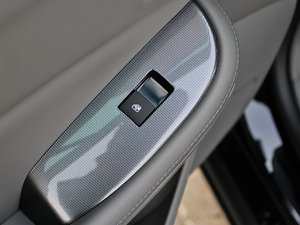 20132.0L Ԅ(dng)A п؅^(q)