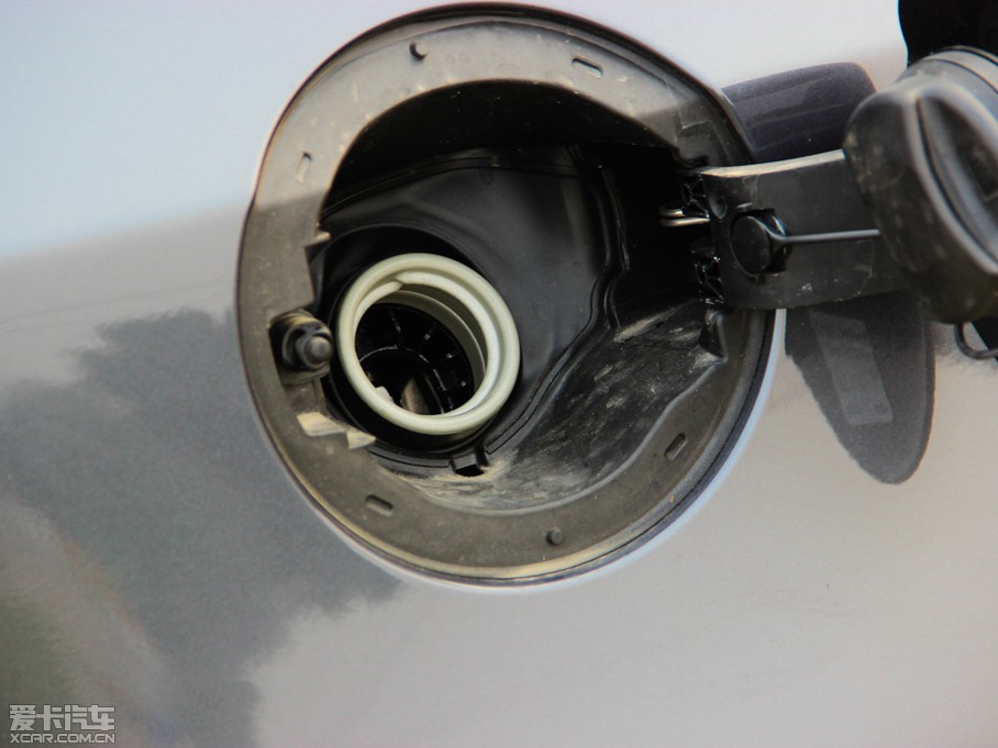 2013ƝɎ Ʊ 1.6L ԄӺA