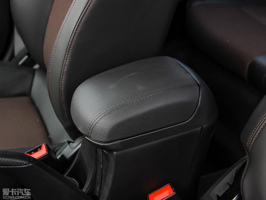 2013ƝɎ Ʊ 1.6L ԄӺA