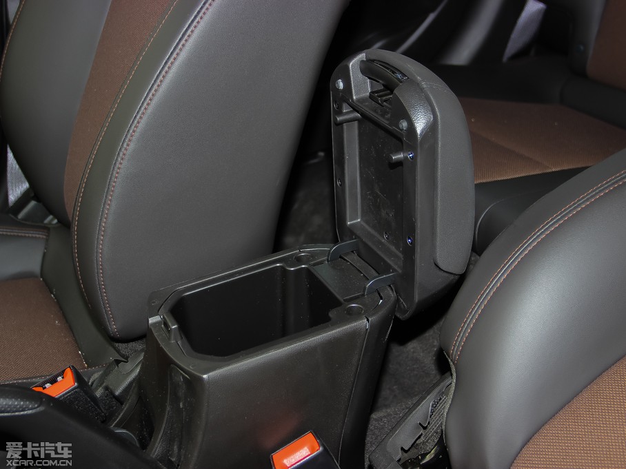 2013ƝɎ Ʊ 1.6L ԄӺA