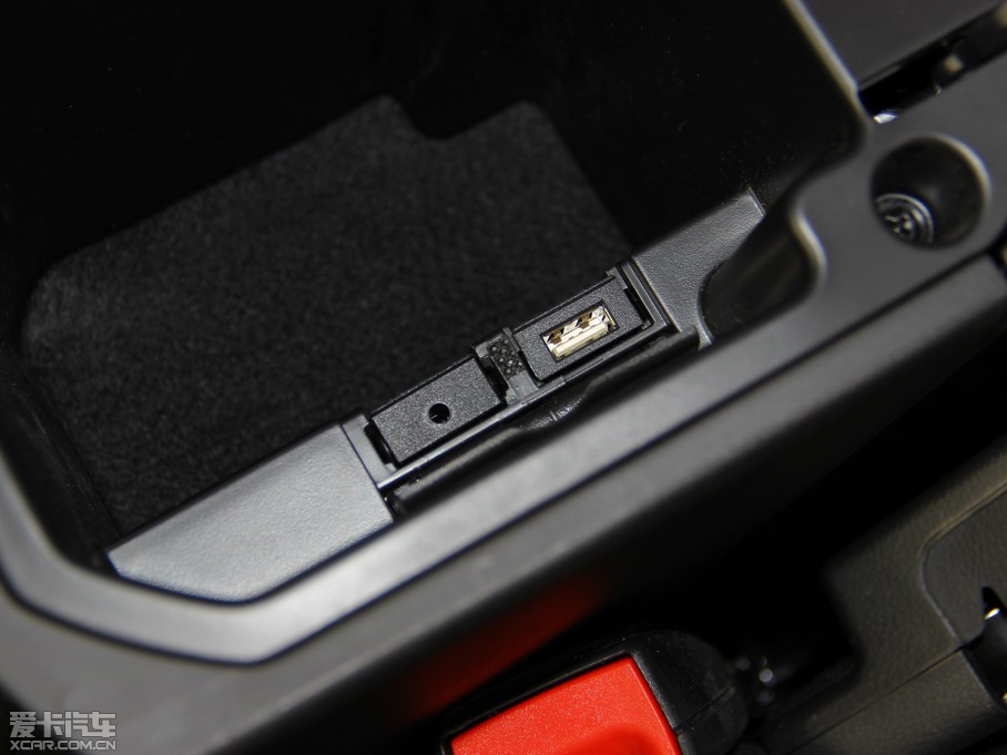 2013ƝɎ Ʊ 1.6L ԄӺA