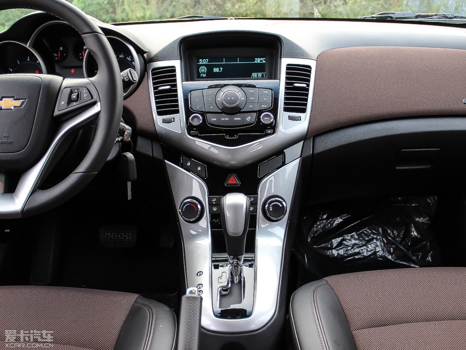 2013ƝɎ Ʊ 1.6L ԄӺA