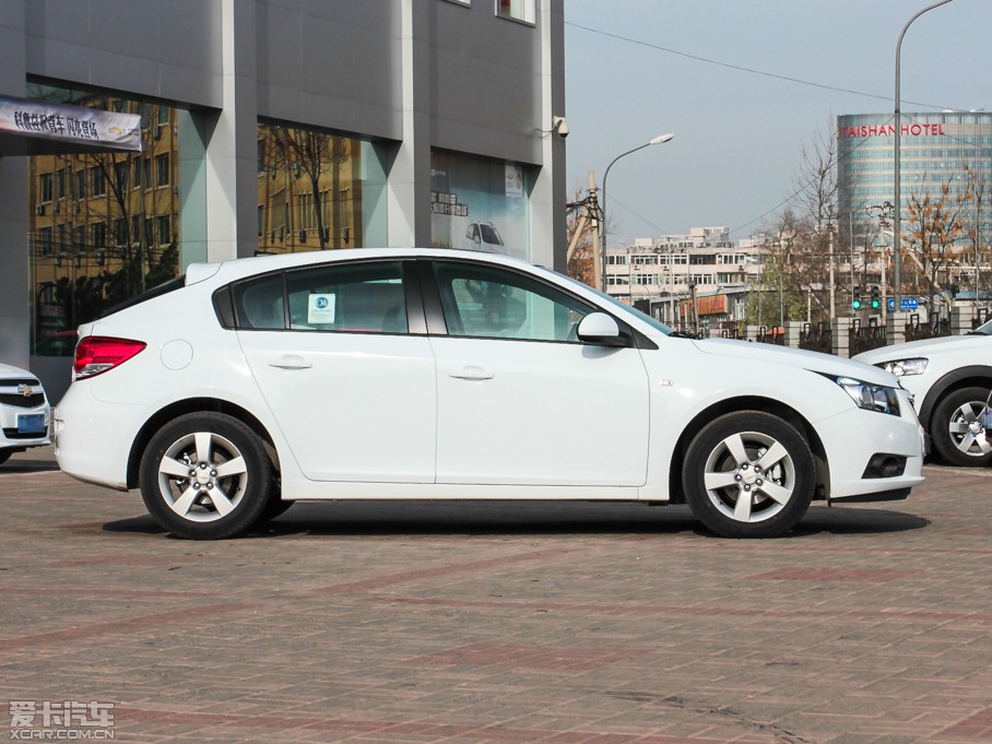 2013ƝɎ Ʊ 1.6L քӺA