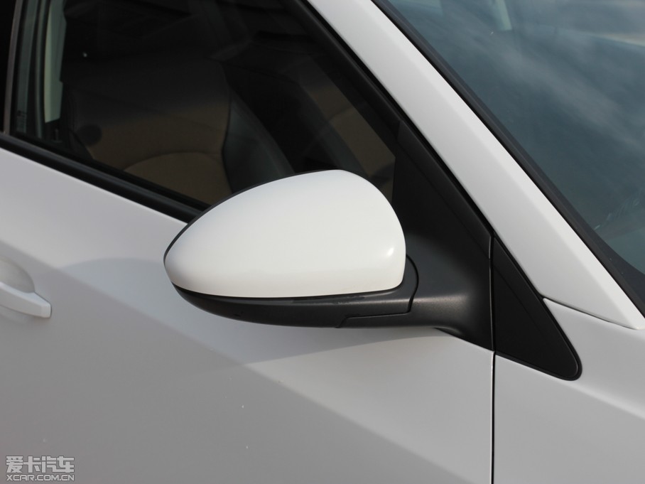 2013ƝɎ Ʊ 1.6L քӺA