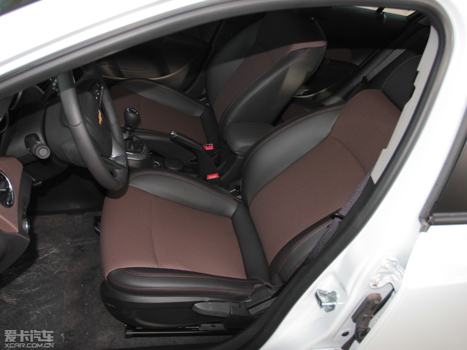 2013ƝɎ Ʊ 1.6L քӺA