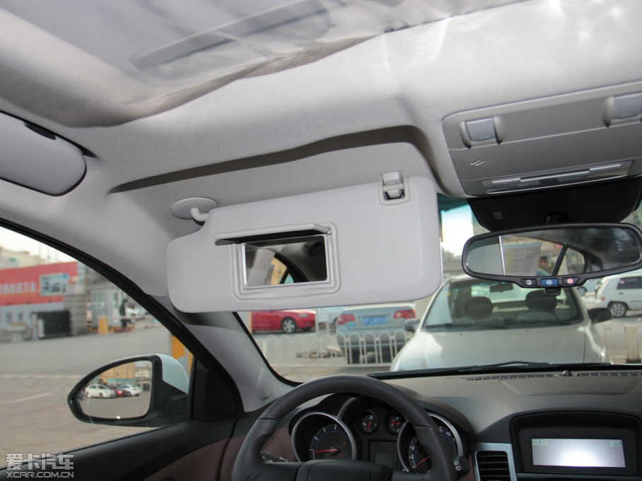 2013ƝɎ Ʊ 1.6L քӺA