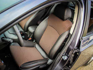 2013款掀背 1.6L 自动豪华版 主驾驶座椅