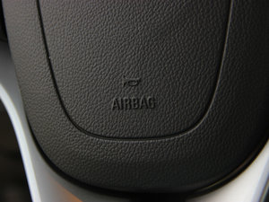 2013Ʊ 1.6L ԄӺA п؅^