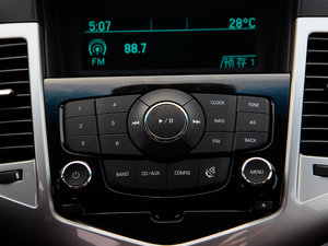 2013款掀背 1.6L 自动豪华版 中控区