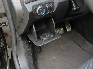 2013款掀背 1.6T 自动旗舰版 中控区