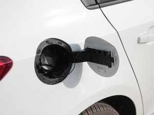 2013款掀背 1.6L 手动豪华版 油箱盖