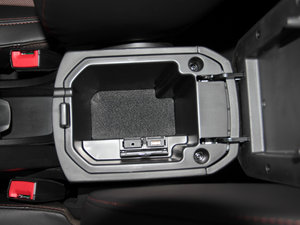 2013Ʊ 1.6L ք(dng)A g