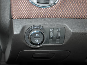 2013Ʊ 1.6L քӺA п؅^