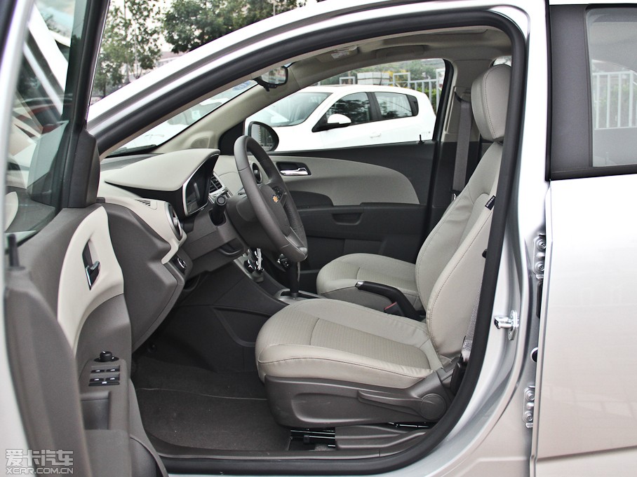 2014ΨW 1.6 ԄL(fng)а