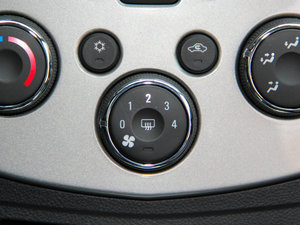 20141.4T ԄӺA п؅^(q)