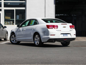 2014款1.6T 自动舒适版 左后45度