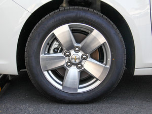 2014款1.6T 自动舒适版 轮圈