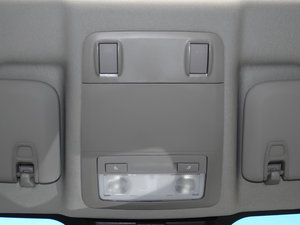2014款1.6L 自动 SL百万纪念版 空间座椅