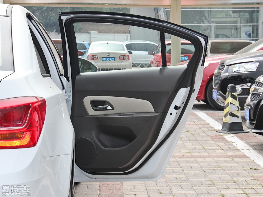 2015Ɲ (jng) 1.5L Ԅ(dng)SE