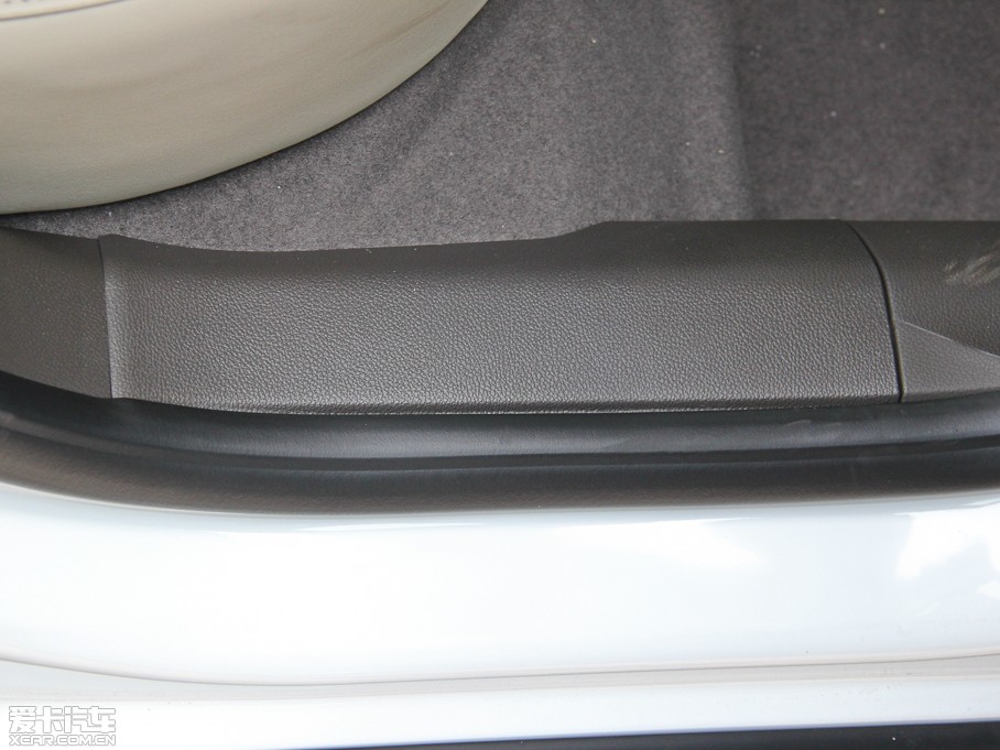 2015Ɲ (jng) 1.5L Ԅ(dng)SE