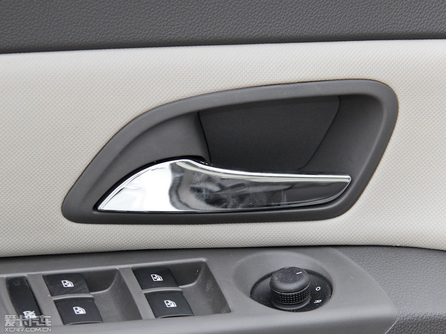 2015Ɲ (jng) 1.5L Ԅ(dng)SE