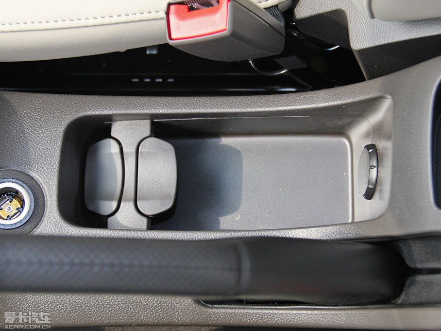 2015Ɲ (jng) 1.5L Ԅ(dng)SE