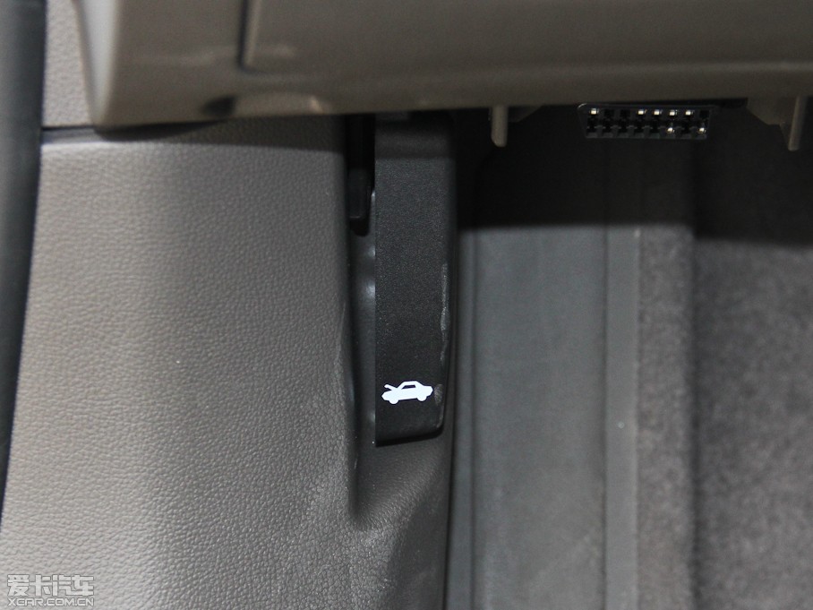 2015Ɲ (jng) 1.5L ԄSE