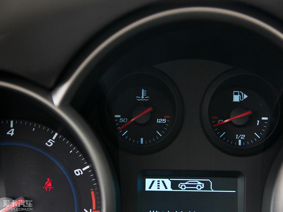 2015Ɲ (jng) 1.5L ԄSE