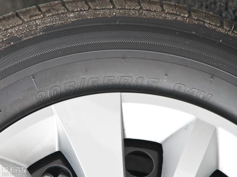 2015Ɲ (jng) 1.5L քSL