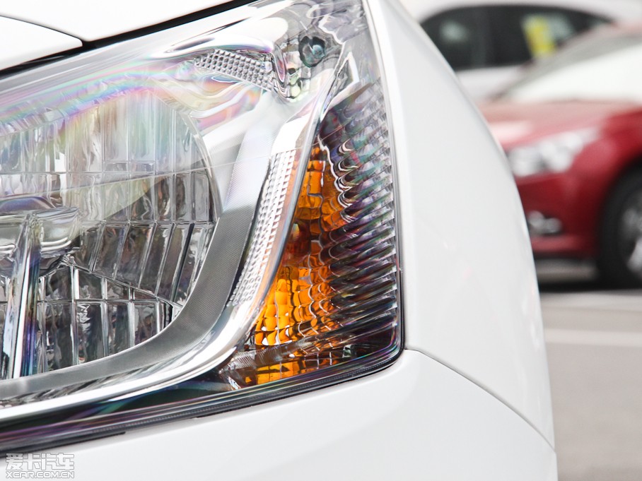 2015Ɲ (jng) 1.5L քSL