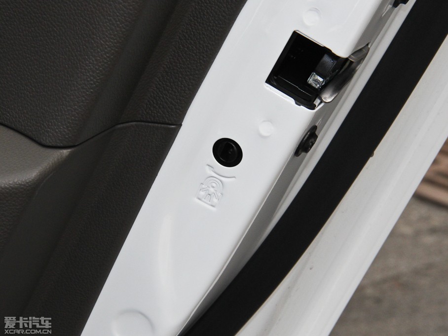 2015�����Ɲ���� ����� 1.5L �ք�SL