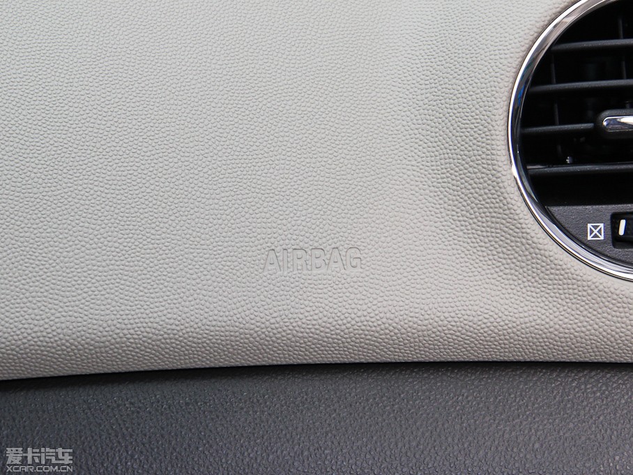 2015Ɲ (jng) 1.5L քSL