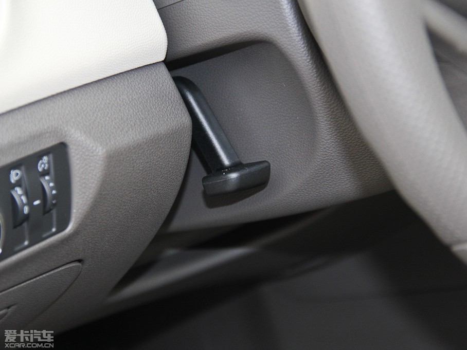 2015�����Ɲ���� ����� 1.5L �ք�SL