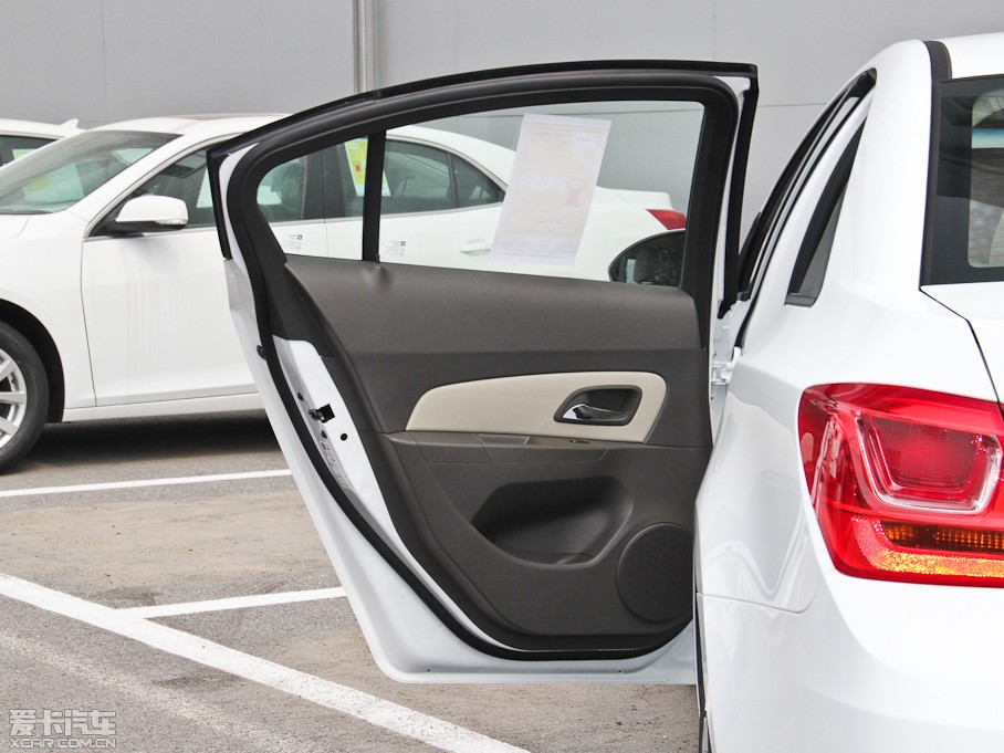 2015Ɲ (jng) 1.5L քSL