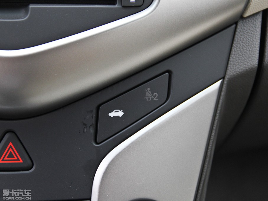 2015Ɲ (jng) 1.5L քSL