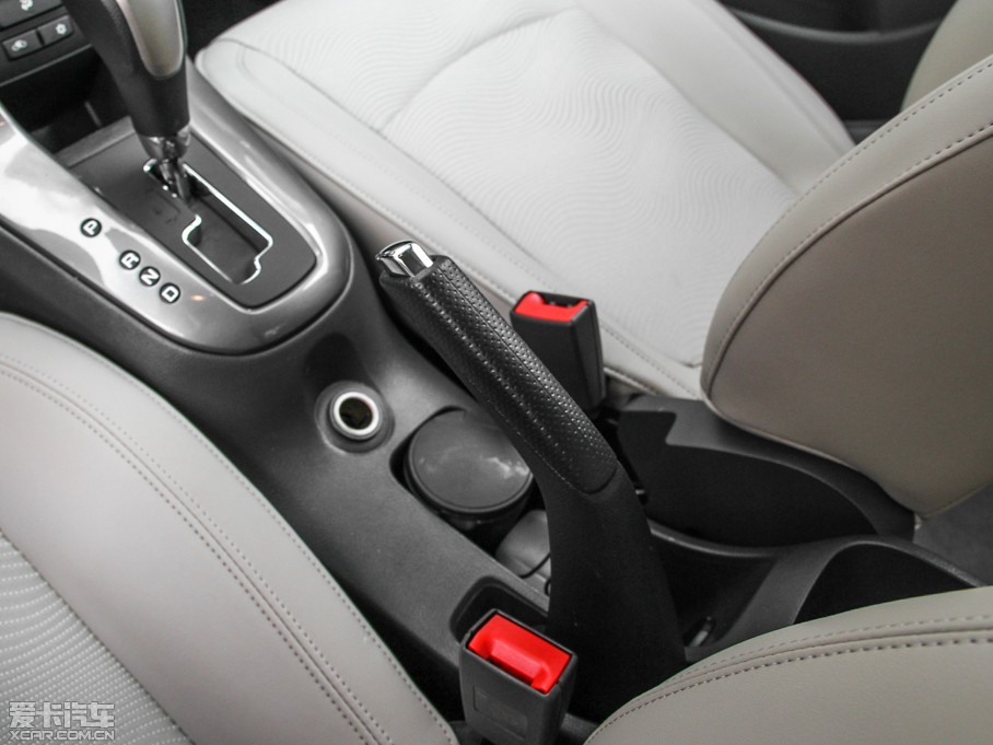 2015Ɲ (jng) 1.5L Ԅ(dng)SE