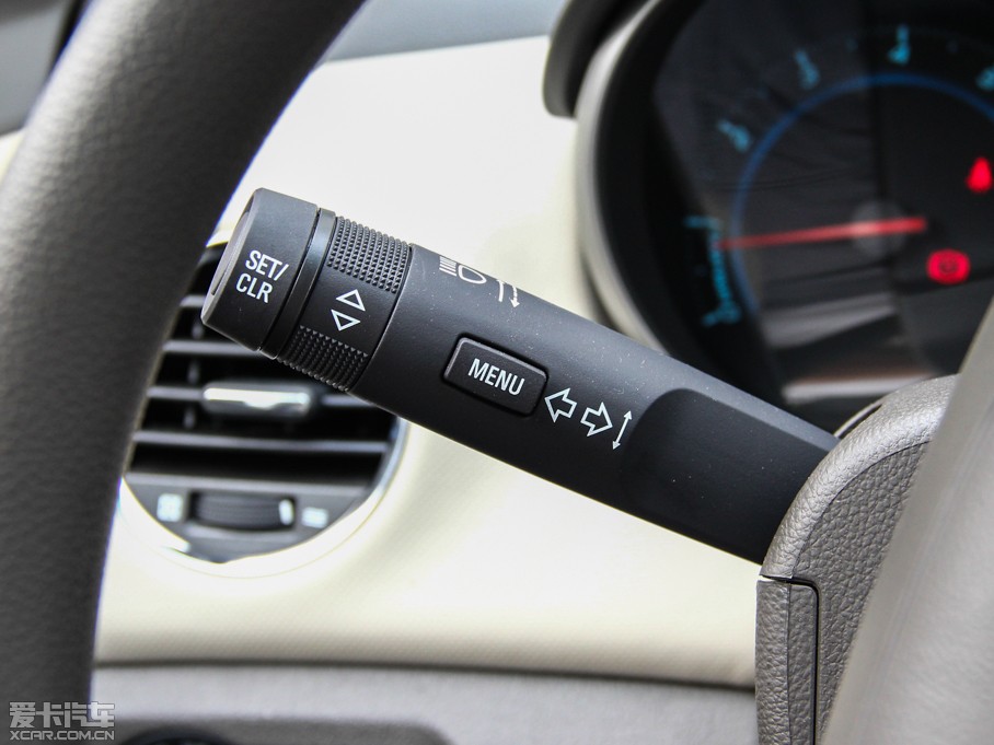 2015Ɲ (jng) 1.5L Ԅ(dng)SE