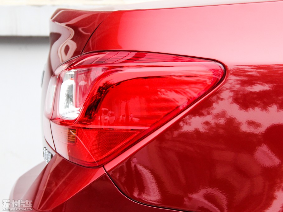 2015�����Ɲ���� ��(j��ng)��� 1.5L �Ԅ�(d��ng)SE