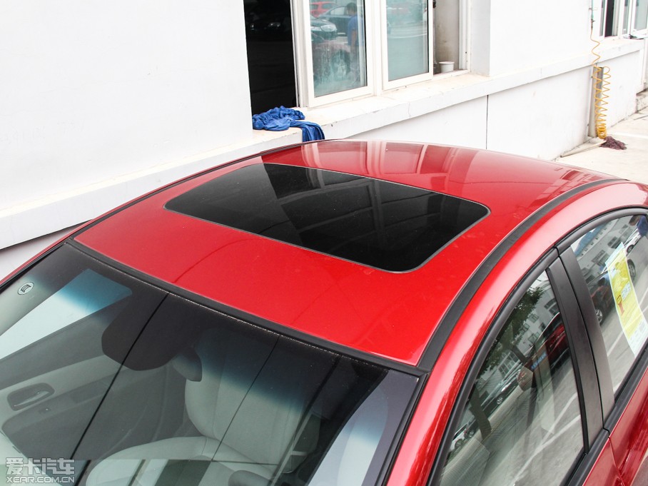 2015�����Ɲ���� ����� 1.5L �Ԅ�SE