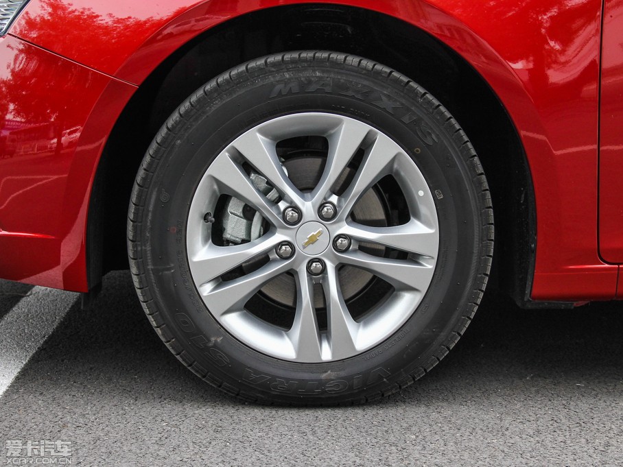 2015�����Ɲ���� ����� 1.5L �Ԅ�SE