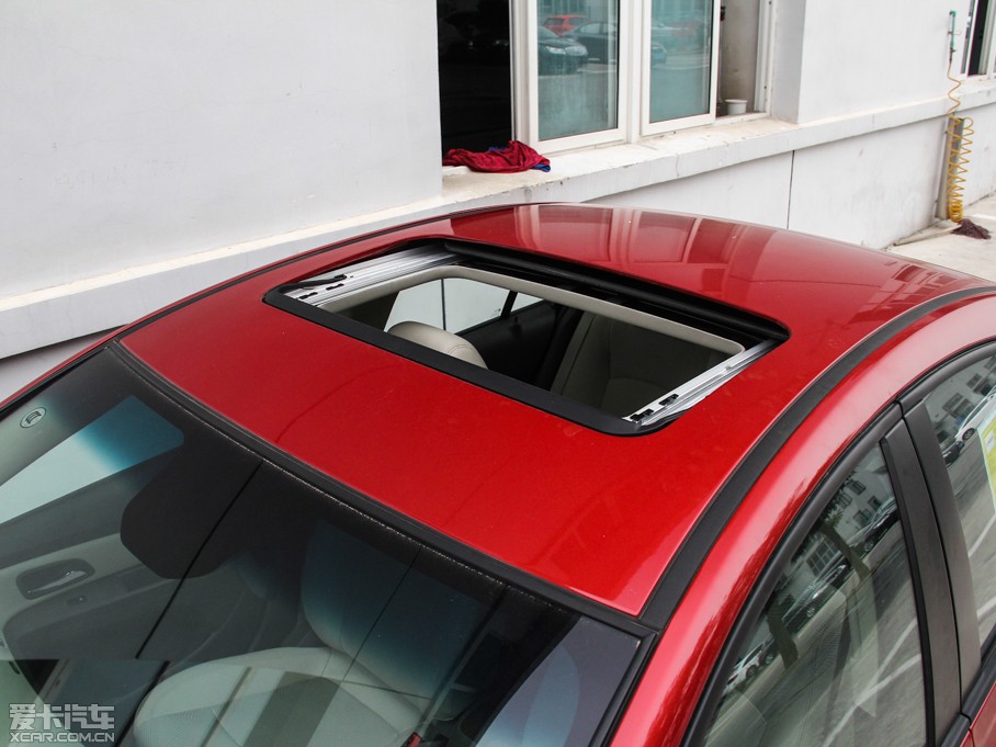 2015�����Ɲ���� ��(j��ng)��� 1.5L �Ԅ�(d��ng)SE