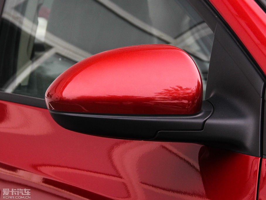 2015�����Ɲ���� ����� 1.5L �Ԅ�SE