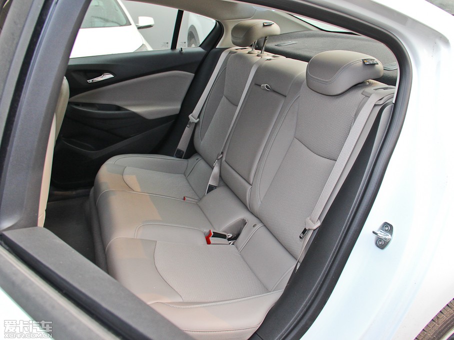 2015Ɲ 1.5L Ԅ(dng)Ӣ