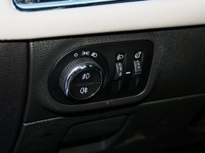 上海通用雪佛蘭2015款科魯茲三廂