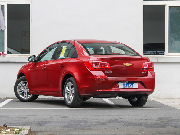 上汽通用雪佛蘭2015款科魯茲三廂
